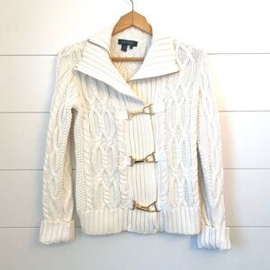 Ralph Lauren white Cable Knit sweater. (Size Small)